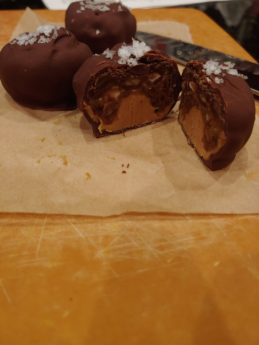 Peanut Butter Caramel Truffle - 1 Count